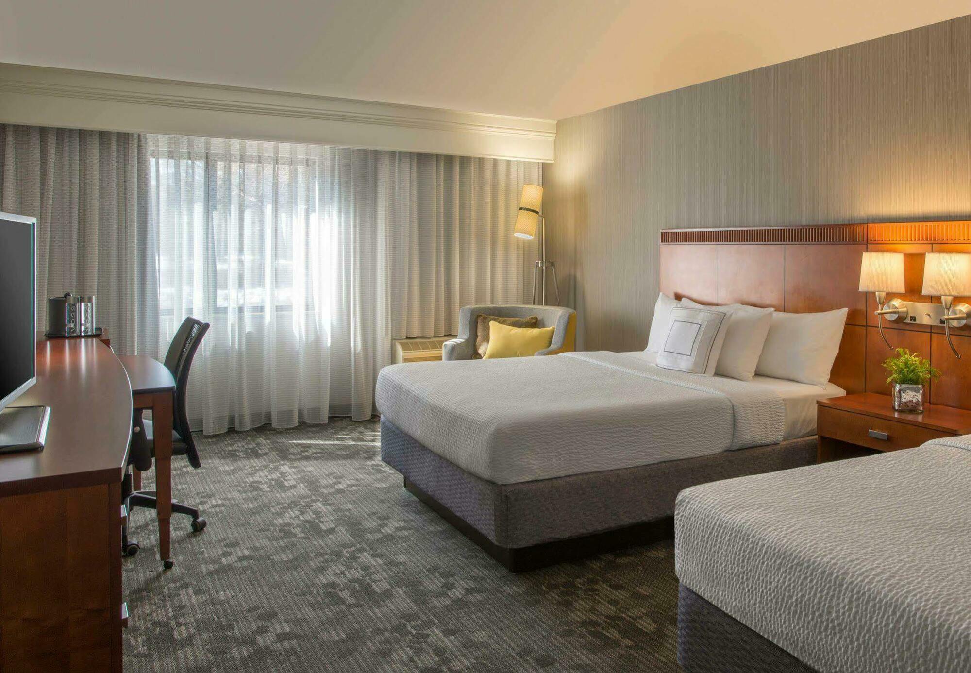 คอร์ทยาร์ด คลีฟแลนด์ บีชวู้ด Hotel บีชวูด ภายนอก รูปภาพ